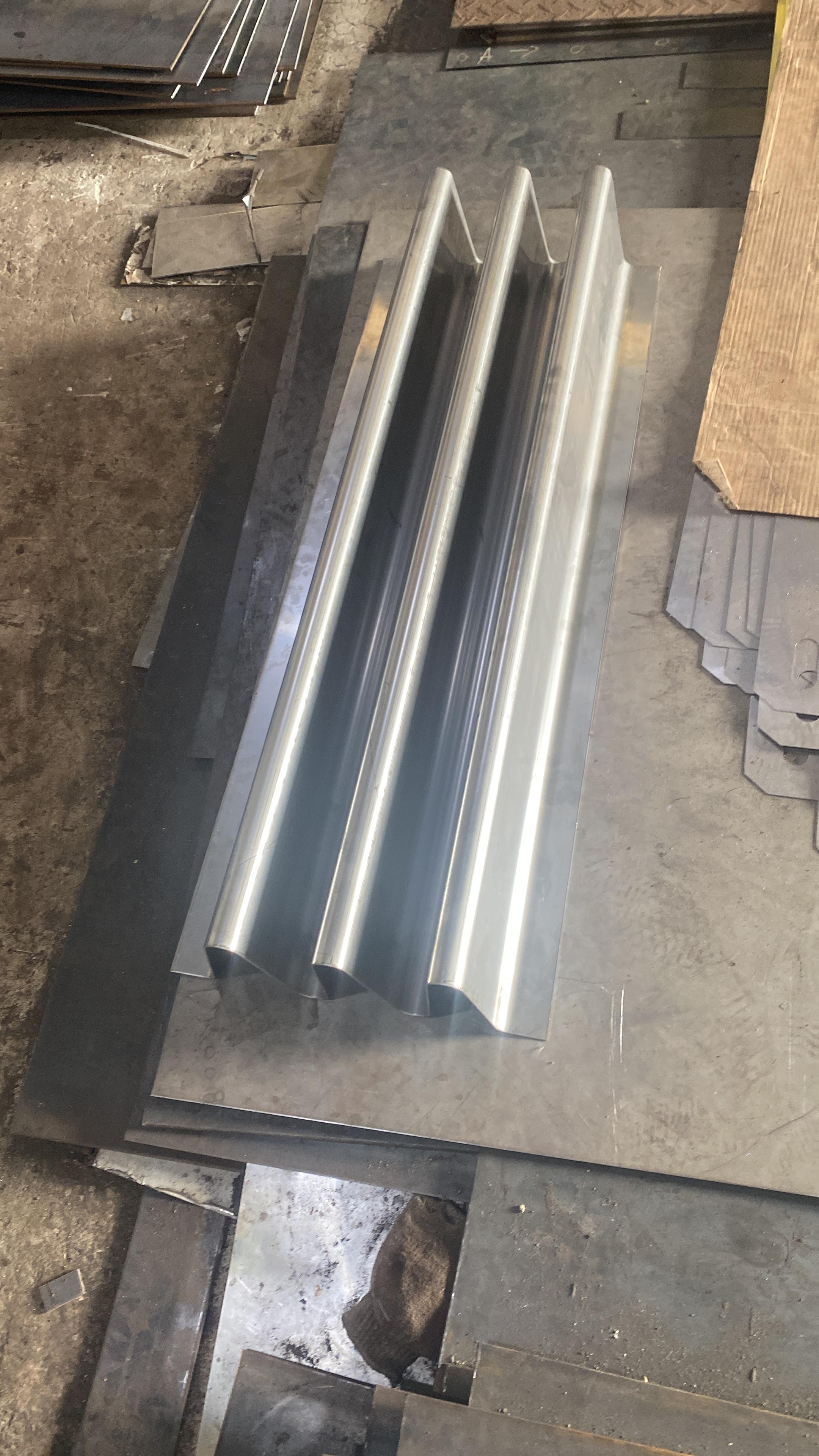 Bending Plat — AEK POHON PIDOLI